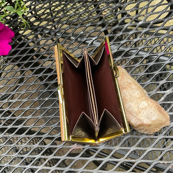 Quality Tan & Gold Alligator Nice Feel Skin Texture Wallet! - Picture 9 of 16